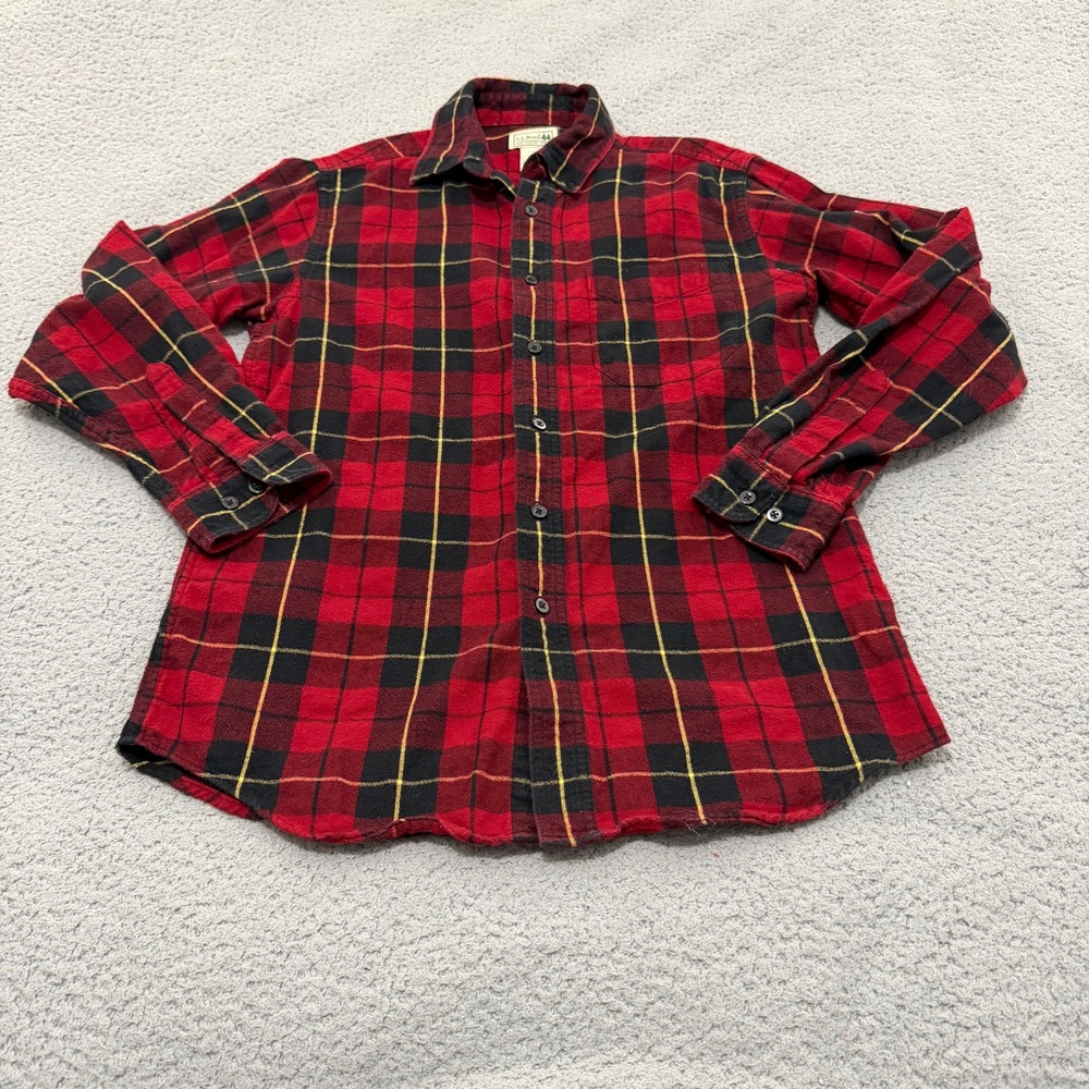 LL Bean Flannel Shirt Mens Small Red Black Plaid Cotton Button Down Hiking